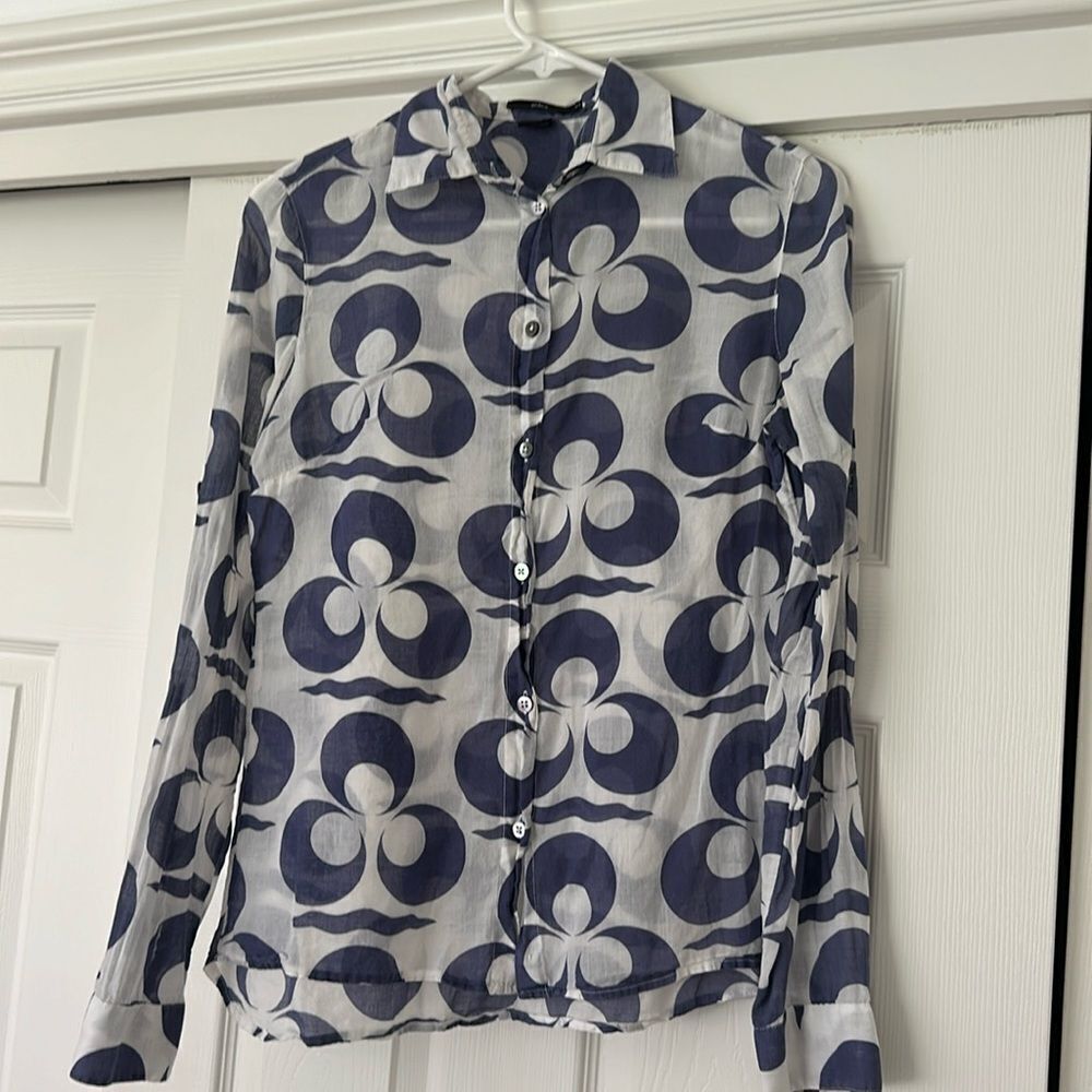 Alara Blue and White geometric blouse